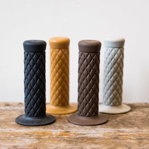 Biltwell Thruster Grips - 7/8" and 1"